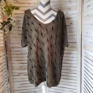 Torrid mesh lightning bolt print top SZ 4X